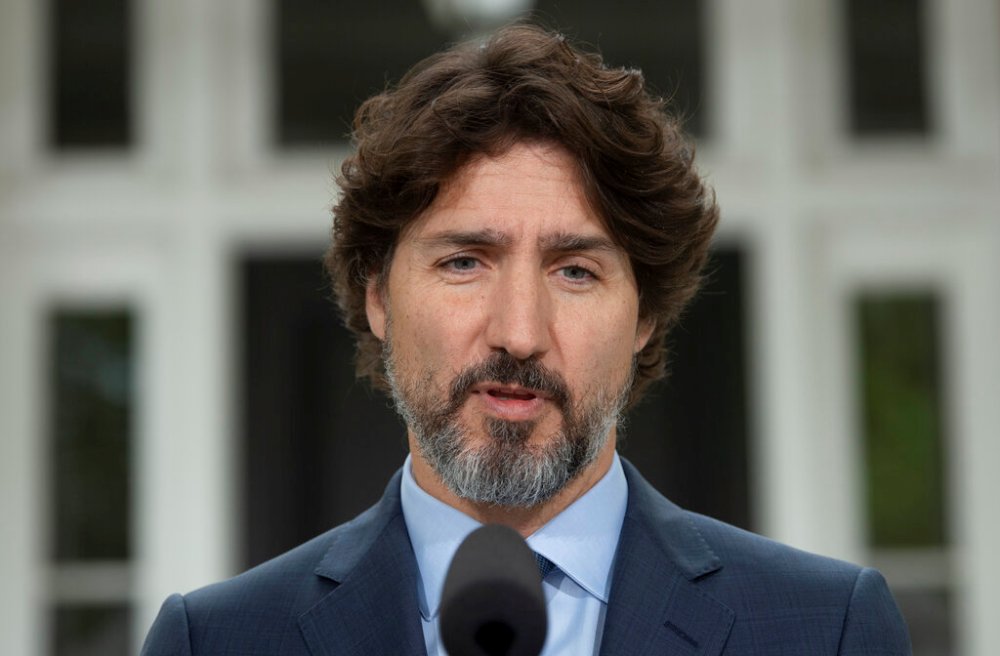 Siempre deberíamos aprovechar momentos de crisis para reflexionar sobre cambios en el sistema, dijo Trudeau. (AP)