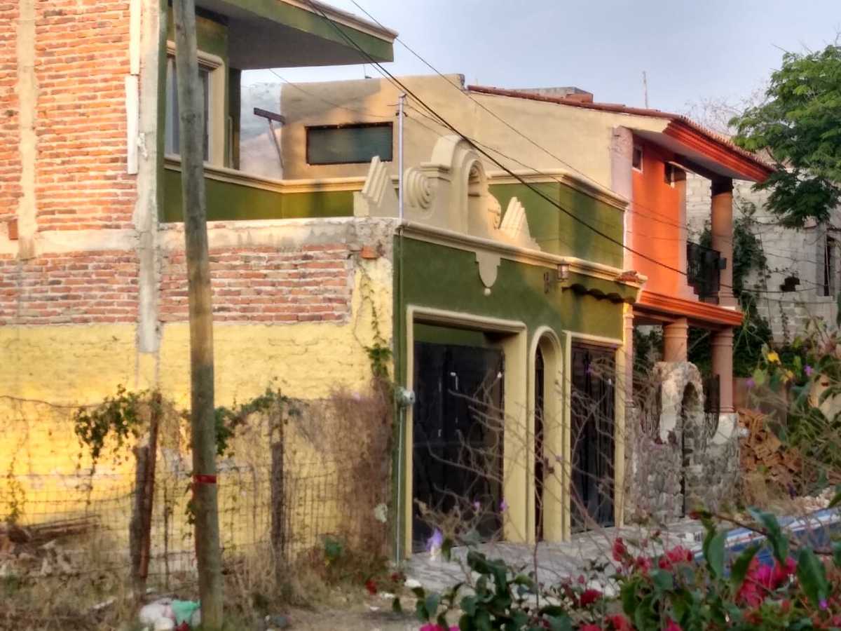 A la fecha, la Fiscalía del Estado de Jalisco no ha ingresado al interior de la casa. (María Ramírez)