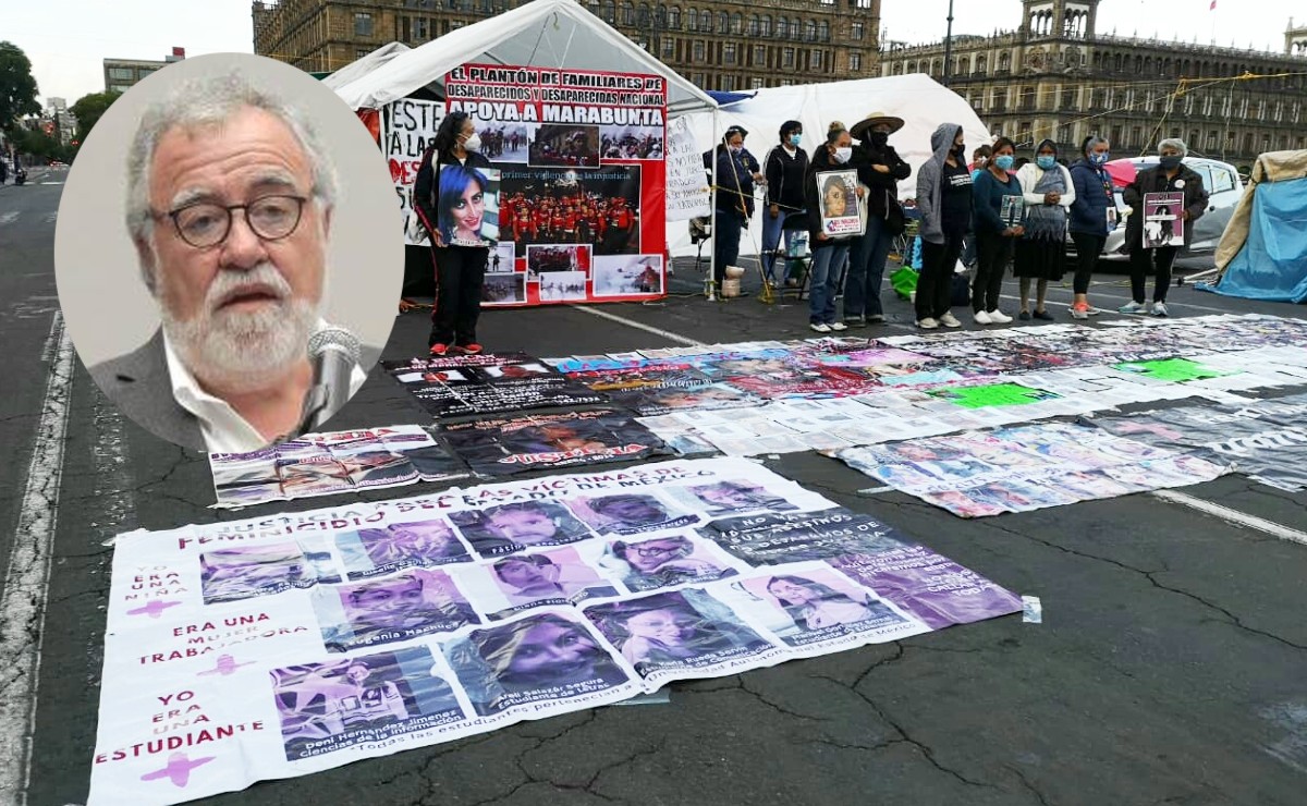 Las víctimas realizan un plantón a las afueras de Palacio Nacional. (Jorge Becerril)
