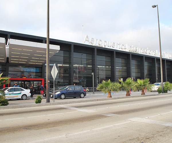 Aeropuerto de Tijauana (Wikipedia)