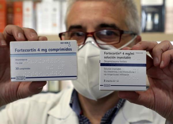 La dexametasona ha conseguido reducir considerablemente la mortalidad en casos graves de covid-19. |EFE