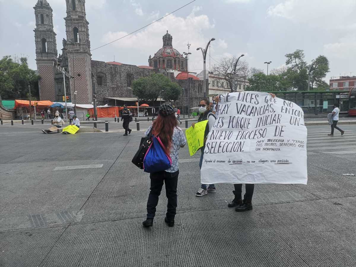 Profesores protestan en Paseo de la Reforma en CdMx. (César Velázquez)