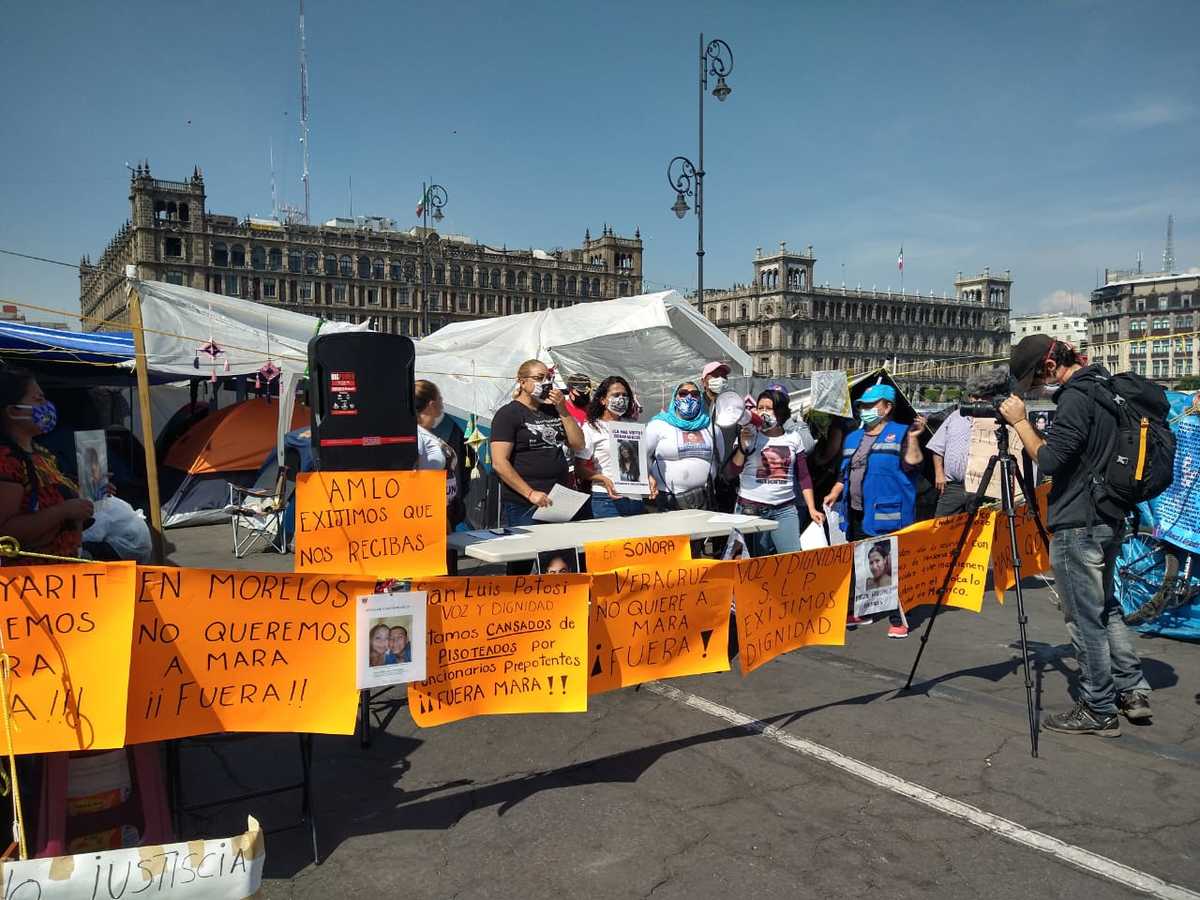 Los familiares de desaparecidos mantiene plantón en Zócalo de CdMx. | César Velázquez