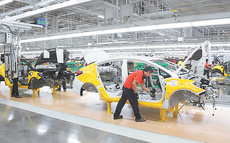 El sector automotriz será uno de los primeros que podrá acudir a la protección legal en caso de insolvencia. (Especial)