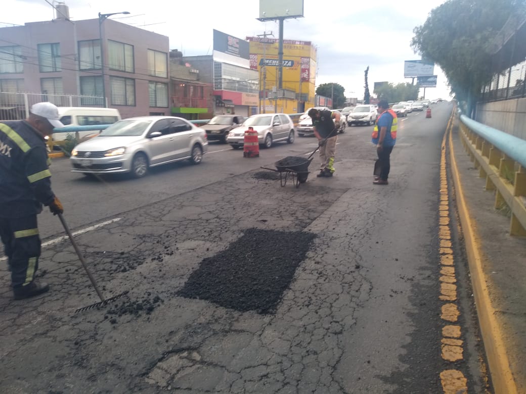 Un bache fue arreglado en avenida 608 en la Ciudad de México / Especial