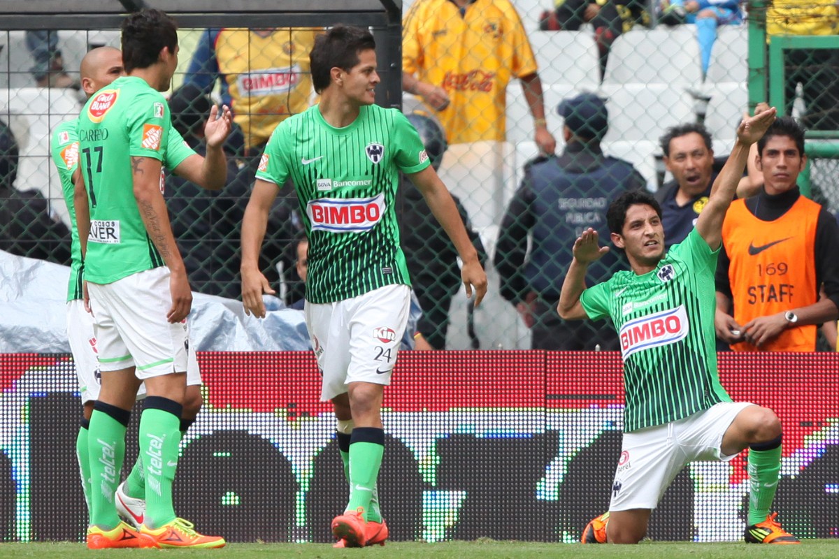 Ángel Reyna celebra al estilo Cuauhtémoc Blanco (Imago7)