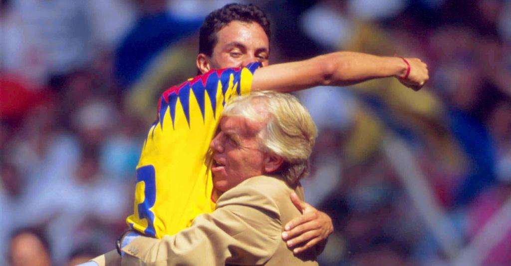 Cuauhtémoc Blanco y Leo Beenhakker (Mexsport)