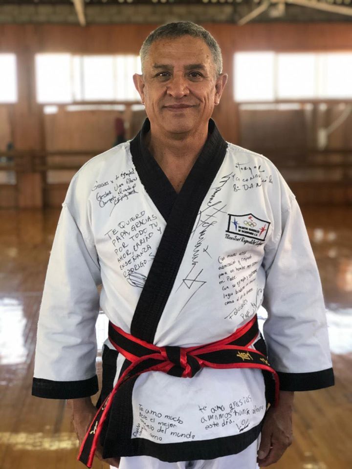 Reinaldo Salazar, ex entrenador de taekwondo (Facebook Iridia Salazar)