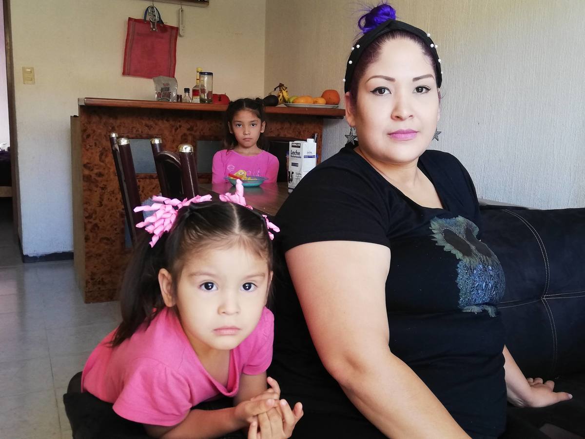 Cindy es mamá de tres niñas y la pandemia los ha hecho sufrir económicamente (Foto Dany Béjar)