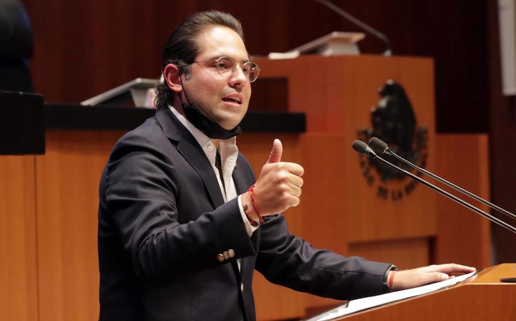 Raúl BolañosCacho clausura primer foro sobre plásticos en Senado