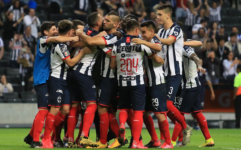 Rayados de Monterrey lanza nuevo escudo por su 75 aniversario