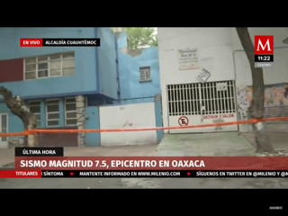 Derrumbe de barda en la colonia Roma.