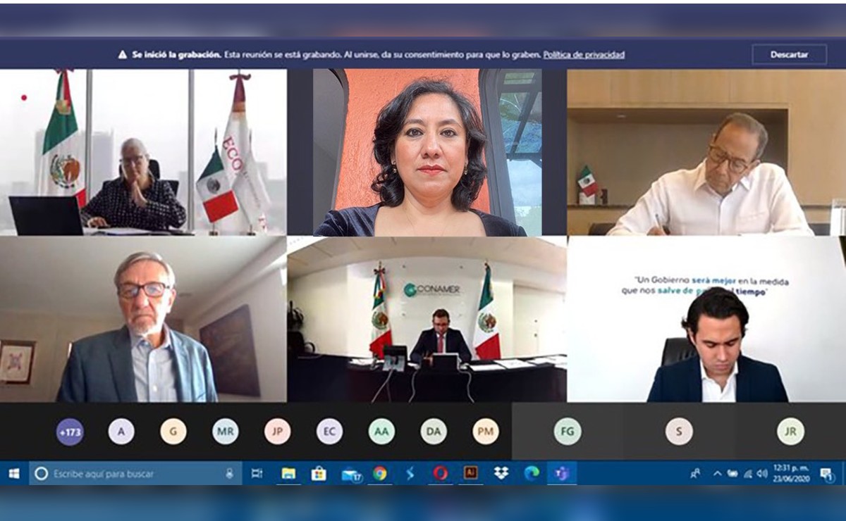 Con el expediente digital se planea simplificar trámites y servicios. (Twitter | @Irma_Sandoval)