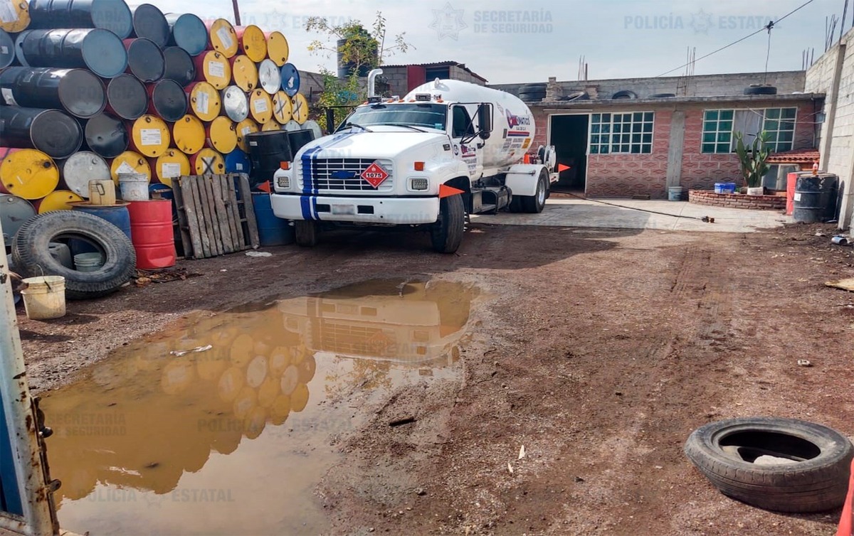Personal de Pemex clausuró la toma. (Especial)