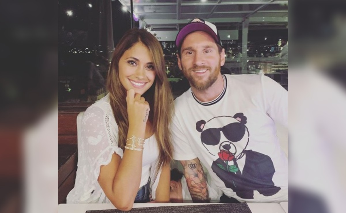 Antonella Roccuzzo y Lionel Messi (Instagram @antonelaroccuzzo)