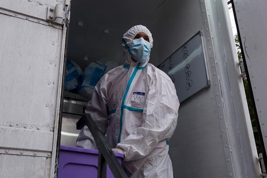 Chile empezará a probar la vacuna china contra el coronavirus a partir del próximo julio. (EFE)