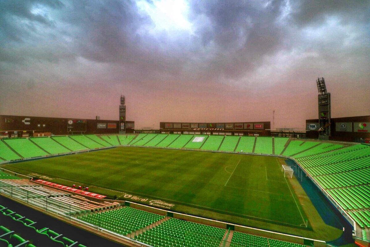 El cielo gris cubrió el Territorio Santos Modelo. (Twitter @ClubSantosLaguna)