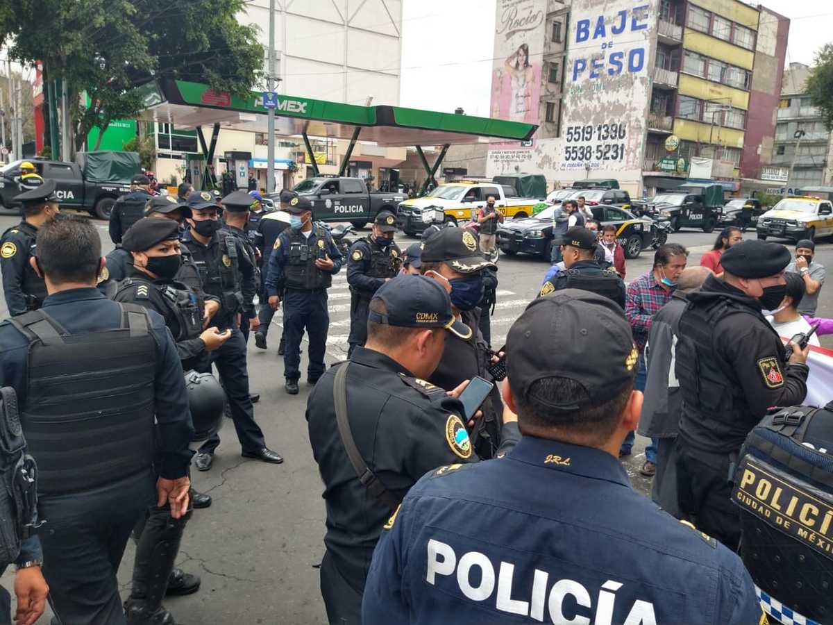 Los afectados acusan haber sido replegados a empujones por la policía