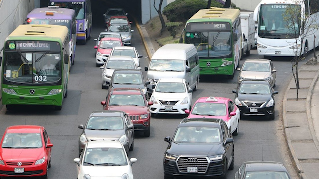 En CdMx, vehículos de médicos estarán exentos del Hoy No Circula