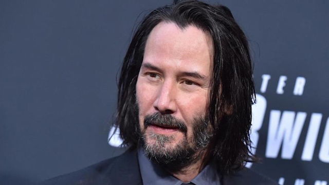 Keanu Reeves reanuda rodaje de "Matrix 4" en Berlín