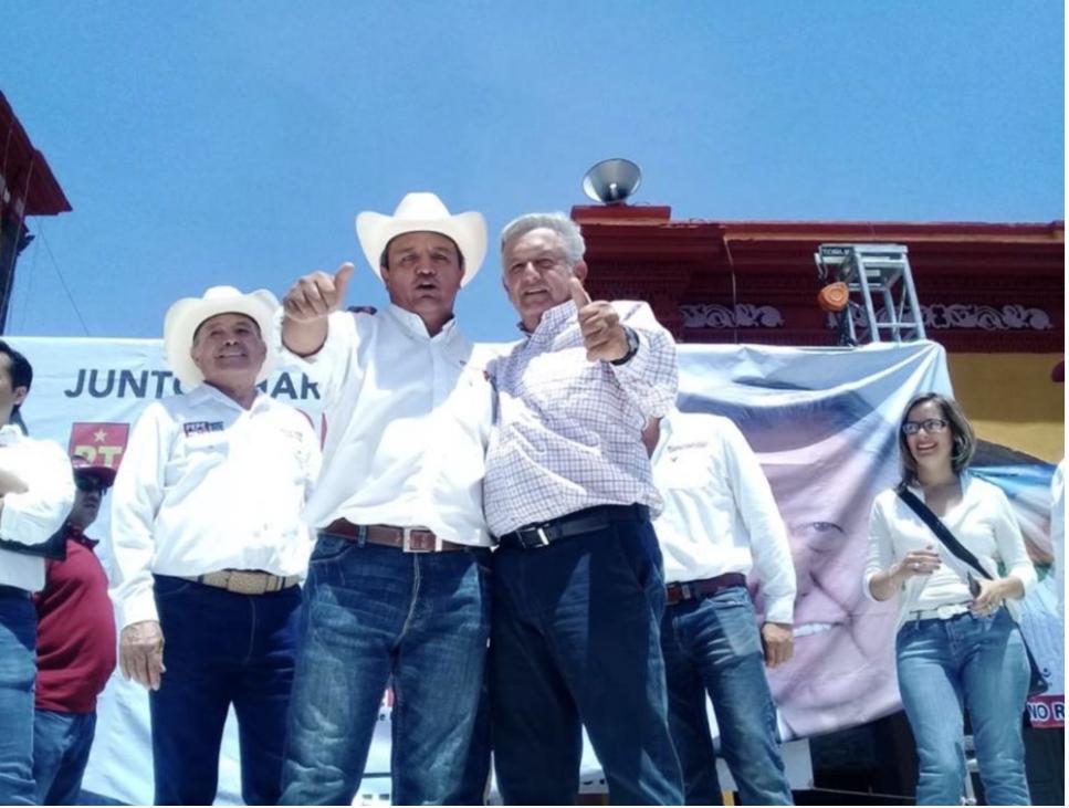 Lamenta AMLO muerte de ex candidato en Abasolo