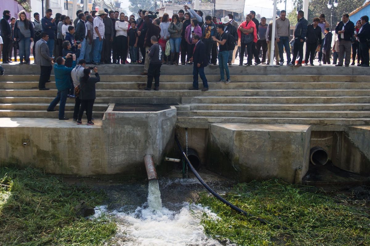 Las aguas residuales pueden ser un foco de infección / Cuartoscuro