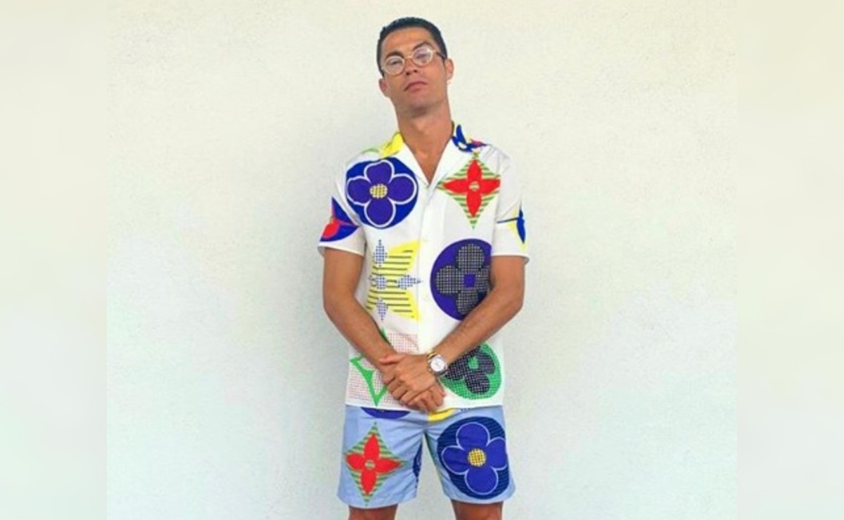 Cristiano Ronaldo y su extravagante look que ronda en los mil 600 dólares (Instagram @cristiano)