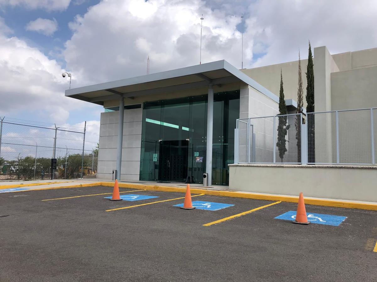 Dan receso a audiencia por falta de un testigo