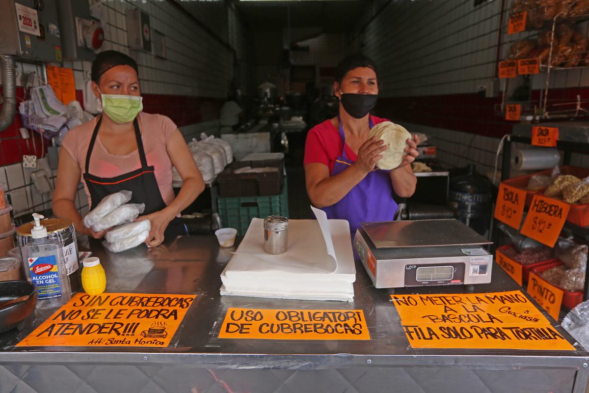 Comerciantes del lugar han buscado diferentes alternativas para reactivar la economía. (Fernando Carranza)