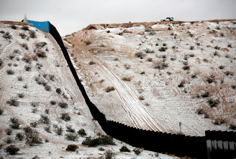 Esta no es la primera vez que la Corte Suprema ha intervenido en la construcción del muro fronterizo durante el gobierno de Trump. (AP)