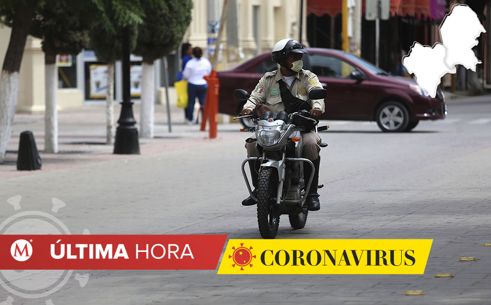 Agente de tránsito en la nueva normalidad de La Laguna. (Rolando Riestra)
