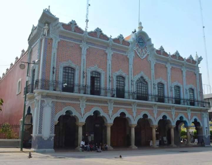 Caballero López destacó que habrá cambios en algunas direcciones, porque los responsables del área no han dado los resultados esperados. (Especial)