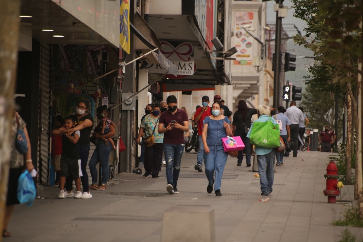 En el sexto mes del año los decesos provocados por el SARS-CoV2 superaron en 232.5% comparado a los que se tuvieron por consecuencia de la violencia.