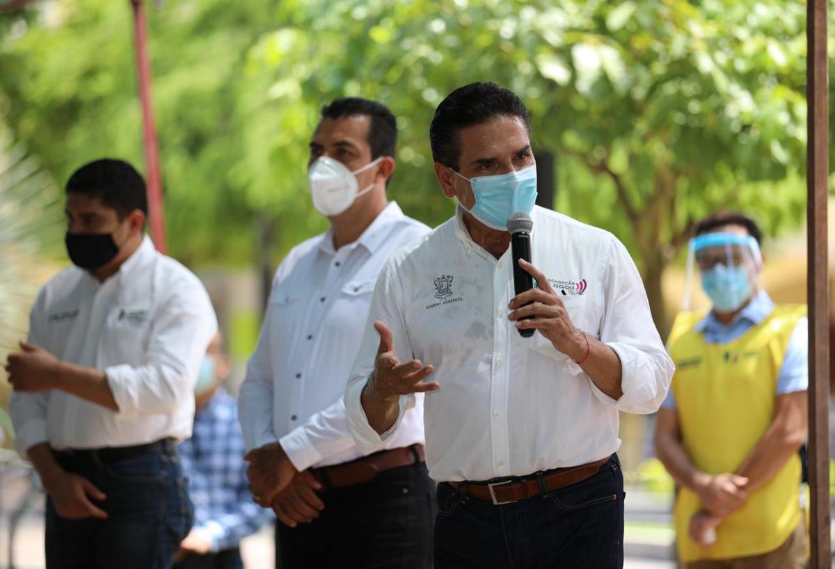 Silvano Aureoles, gobernador de Michoacán.