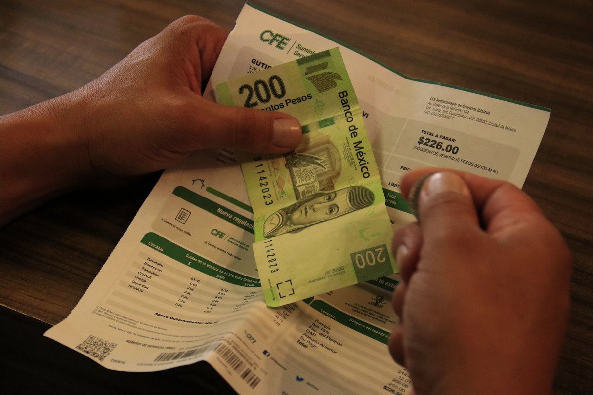 Los poblanos podrán negociar sus adeudos mediante un acuerdo con la CFE. (Agencia Enfoque)