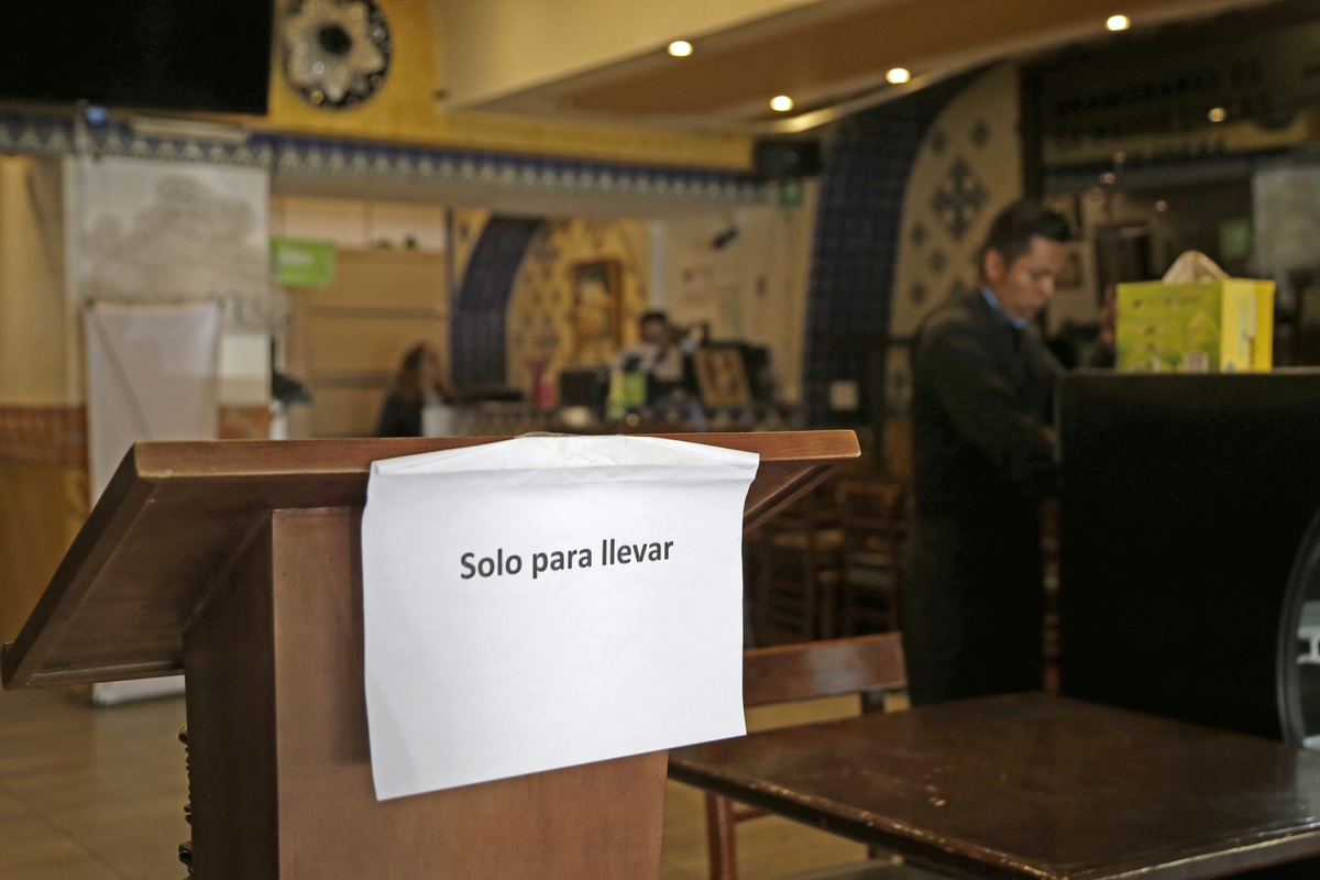 Restaurantes del Centro Histórico continúan con servicio para llevar ante el incremento de casos por covid-19. (Agencia Enfoque)