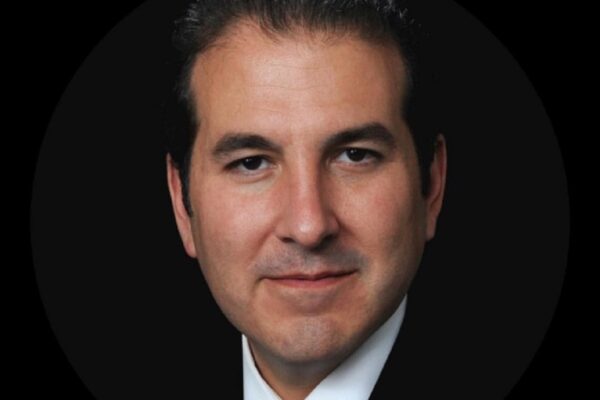 Enrique Espinosa Olivar,  empresario mexiquense.