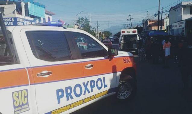 Al lugar arribaron elementos de la policía de Escobedo y ministeriales, quienes acordonaron la zona. Foto: Especial