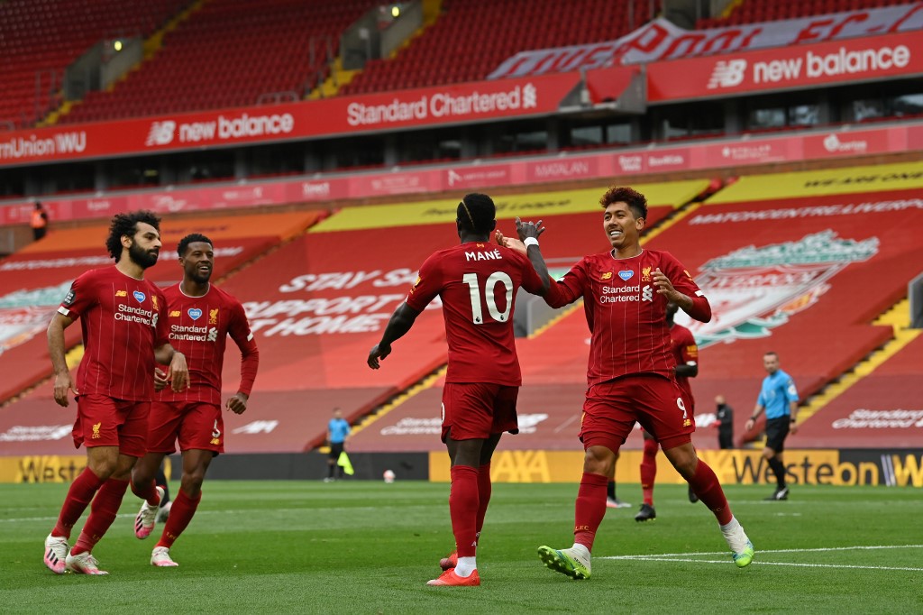 Liverpool ganó su primer juego tras el título (AFP)
