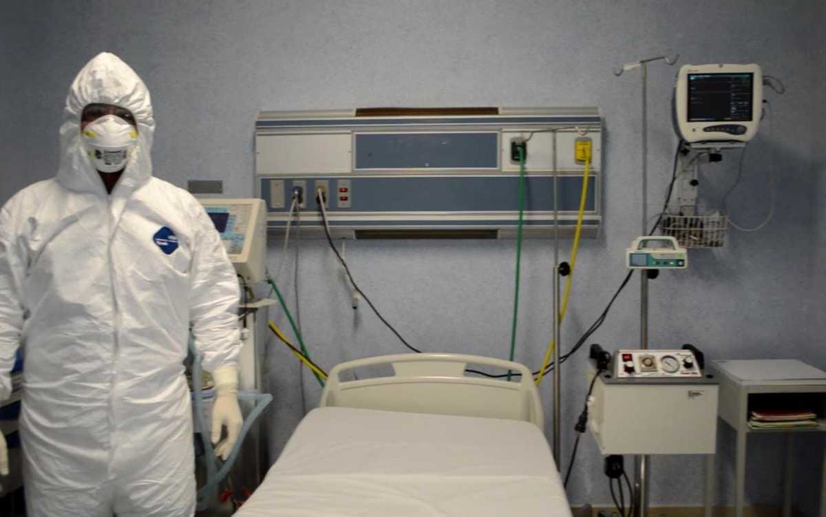 Adaptan 20 hospitales comunitarios para luchar contra el coronavirus