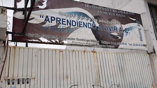 Disparan al aire para que 18 sujetos escapen de anexo en Puebla