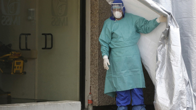 Familia busca cuerpo de paciente del IMSS que murió por coronavirus en Veracruz