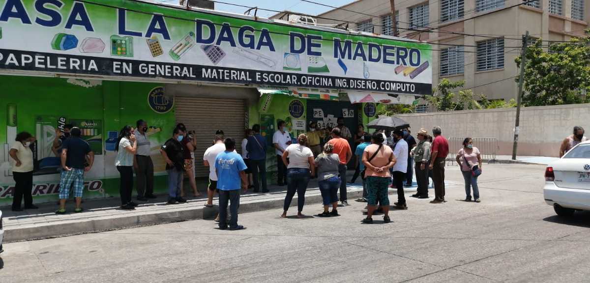 Comerciantes | Antonio Campos