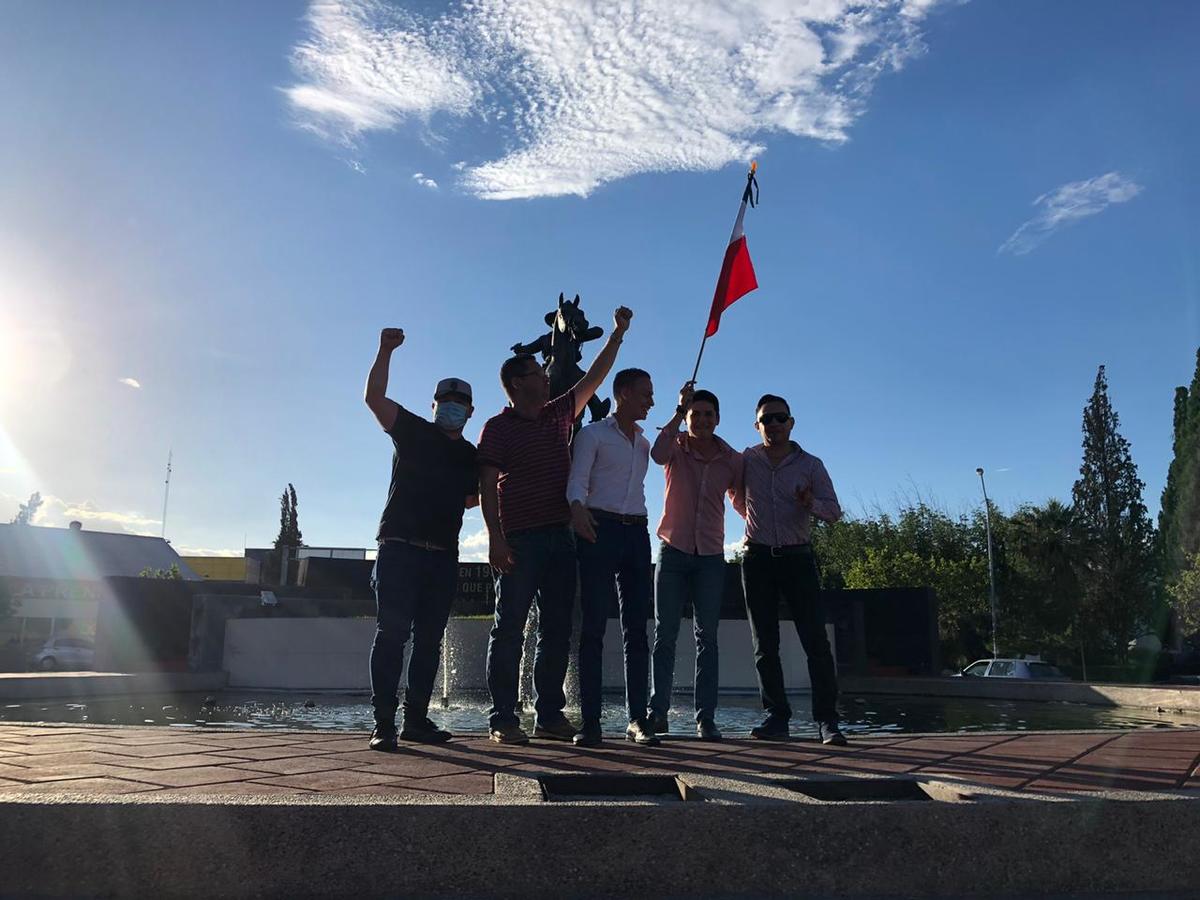 Habitantes de Chihuahua celebraron la captura del ex gobernador César Duarte.