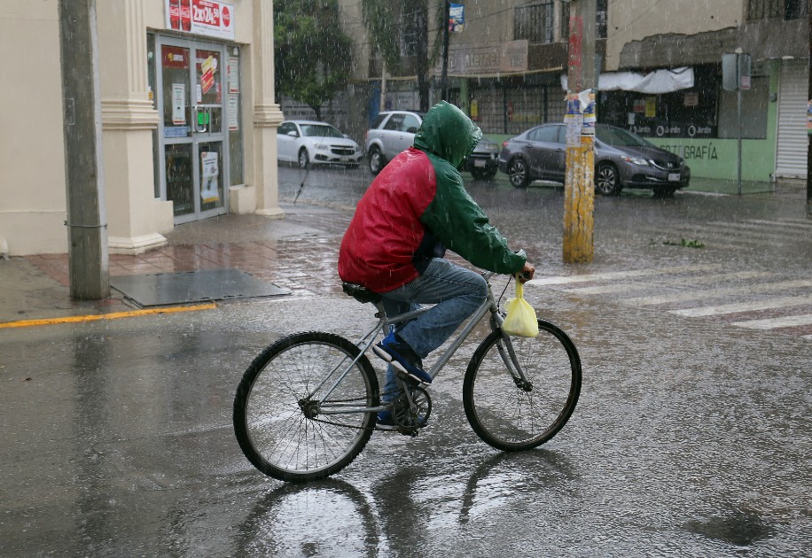 De nueva cuenta se registrarán lluvias dispersas de hasta 10 milímetros. (Rolando Riestra)