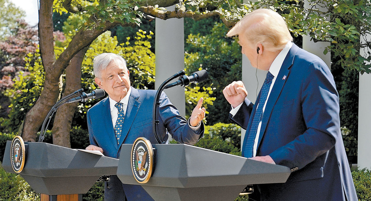 Dieron un discurso en el Jardín de las Rosas de la Casa Blanca. (AP)
