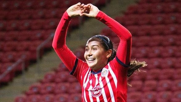 Nicole Pérez Jiménez, jugadora de Chivas femenil, tiene metas grandes. (Especial)