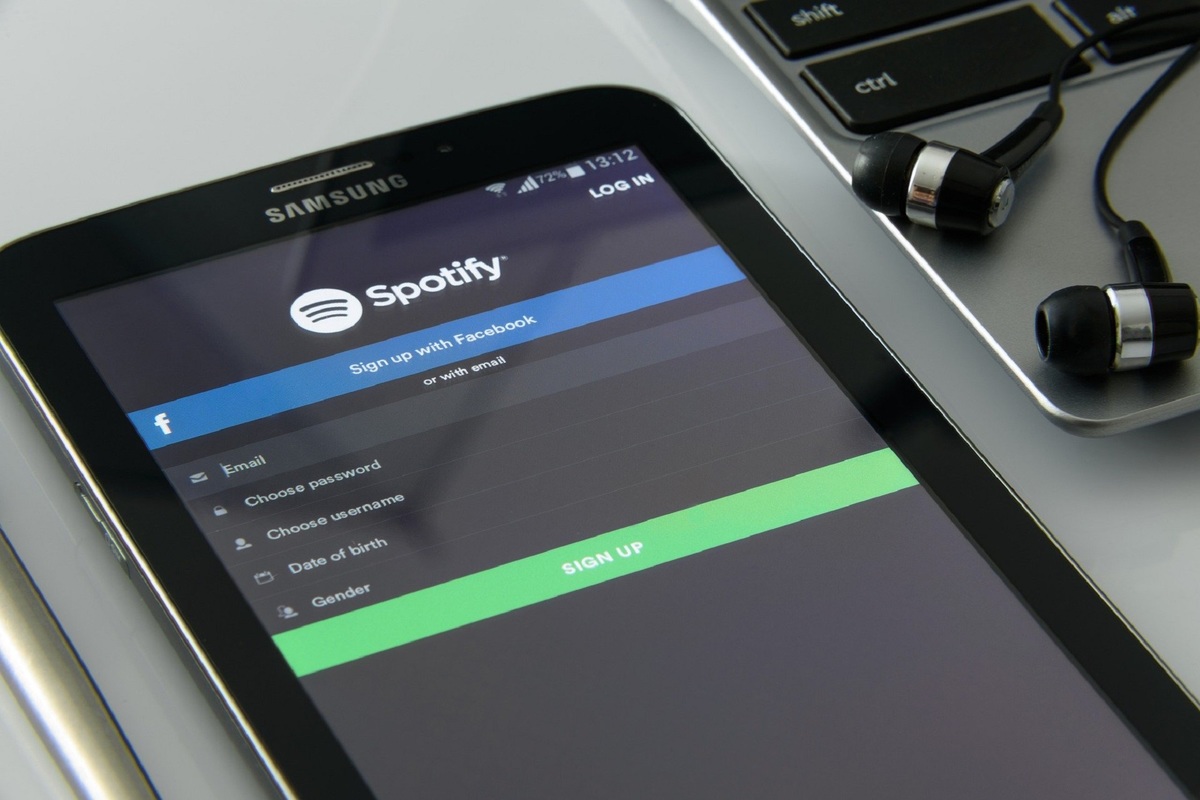 Además de Spotify, apps como Pinterest y Tinder también presentaron problemas (Pixabay).