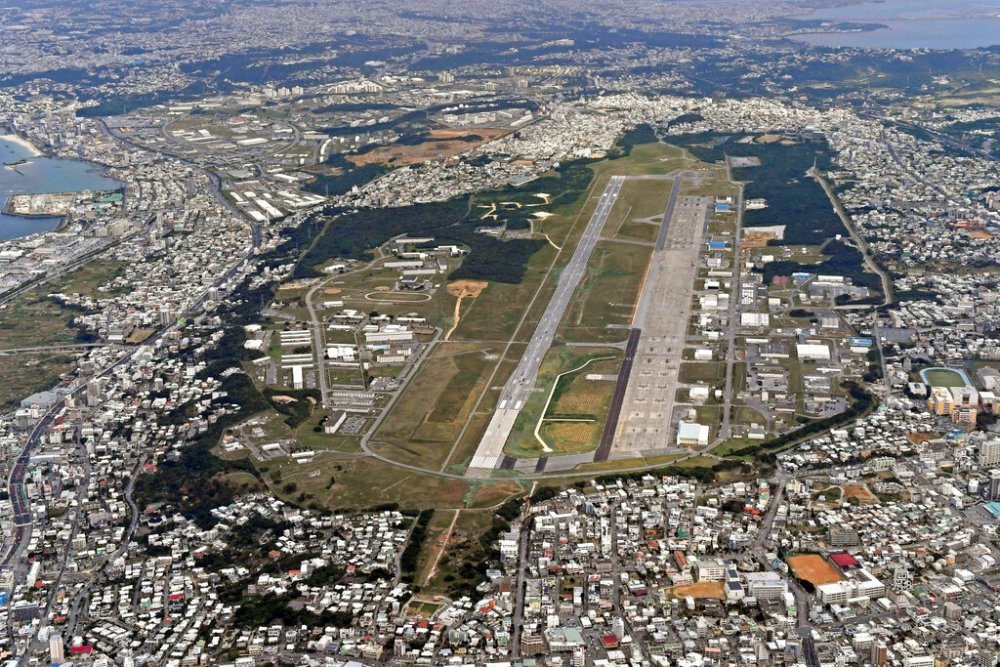 En Okinawa reside más de la mitad de aproximadamente 5 mil soldados estadunidenses asentados en Japón bajo un pacto de seguridad bilateral. (AP)