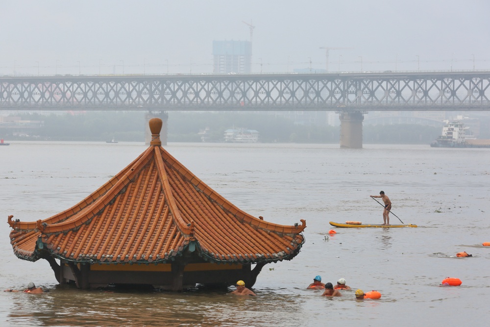 China "entró en un periodo crítico de control de las inundaciones". (Reuters)